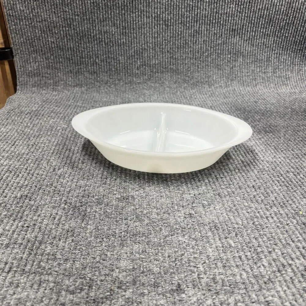 Vintage GLASBAKE Divided Dish Milk Glass Baking Casserole‎ J2352 USA Made 12x9